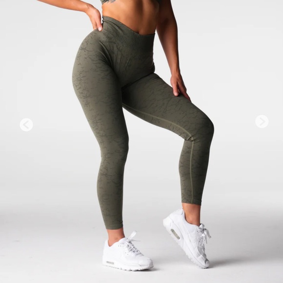 NVGTN - Evergreen Breakthrough Seamless Leggings - Picture 3 of 4